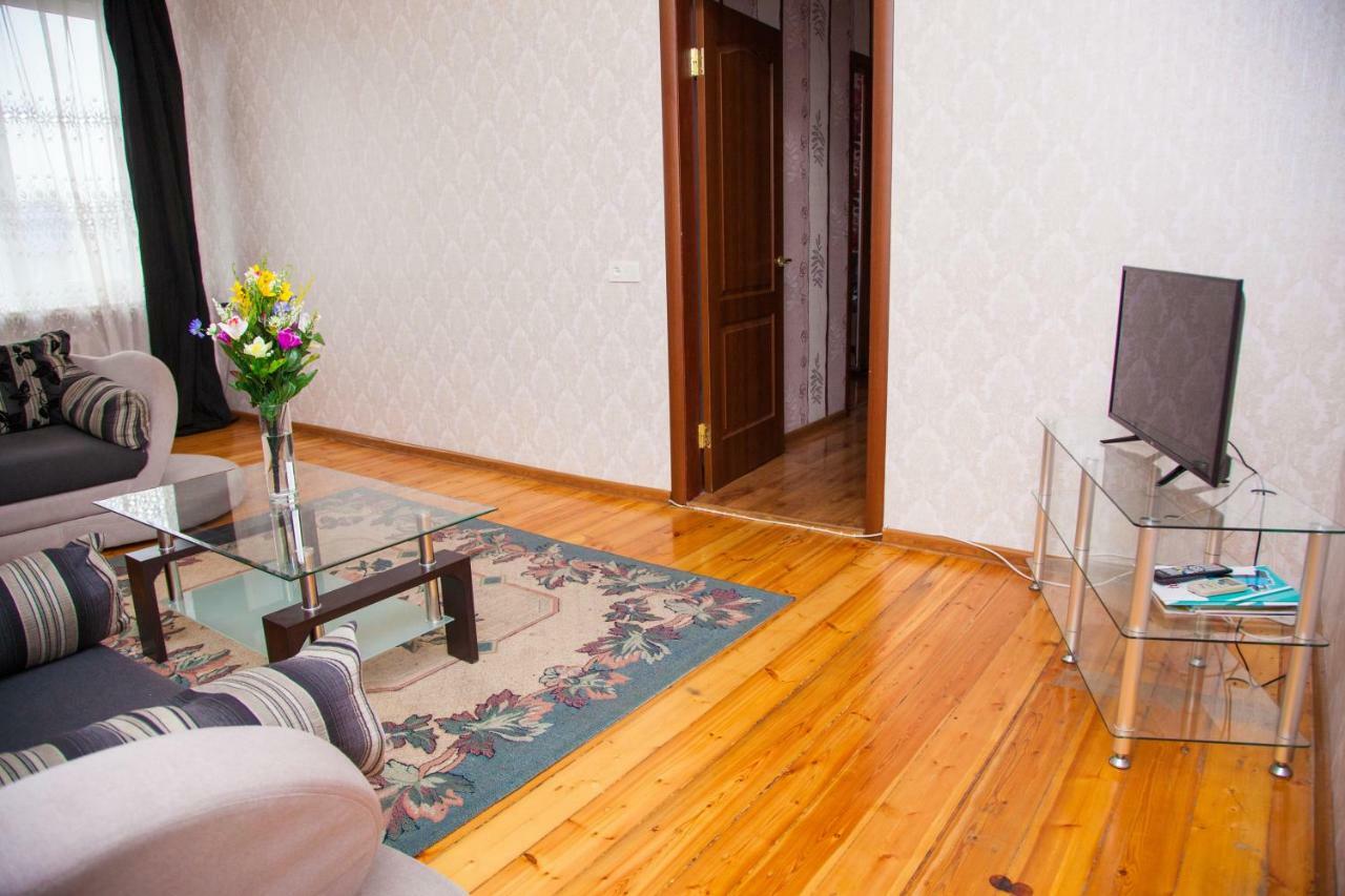 Apartment On Stalevariv Street 7 Zaporizhia Extérieur photo