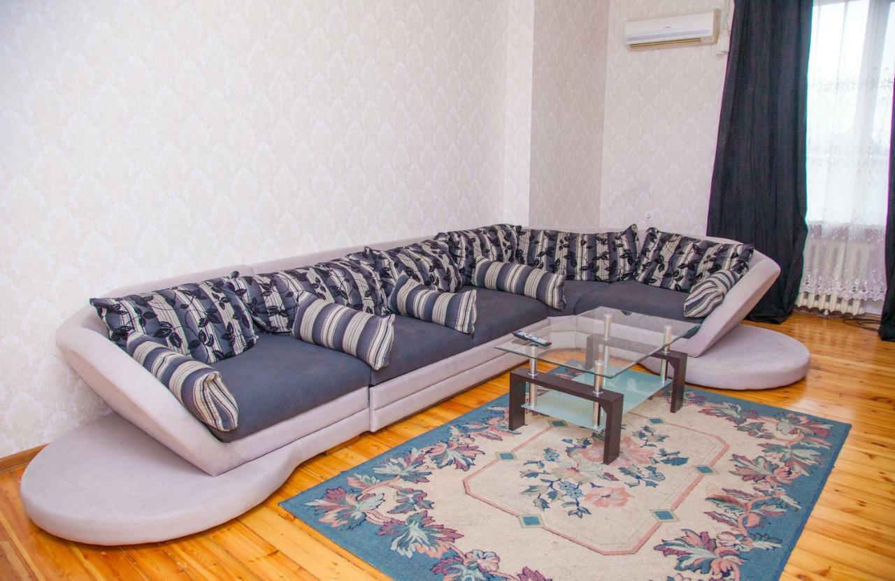 Apartment On Stalevariv Street 7 Zaporizhia Extérieur photo